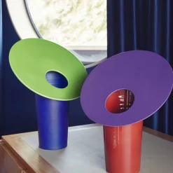 Vaso in Ceramica Viola e Rossa Ipomea di Luca Binaglia