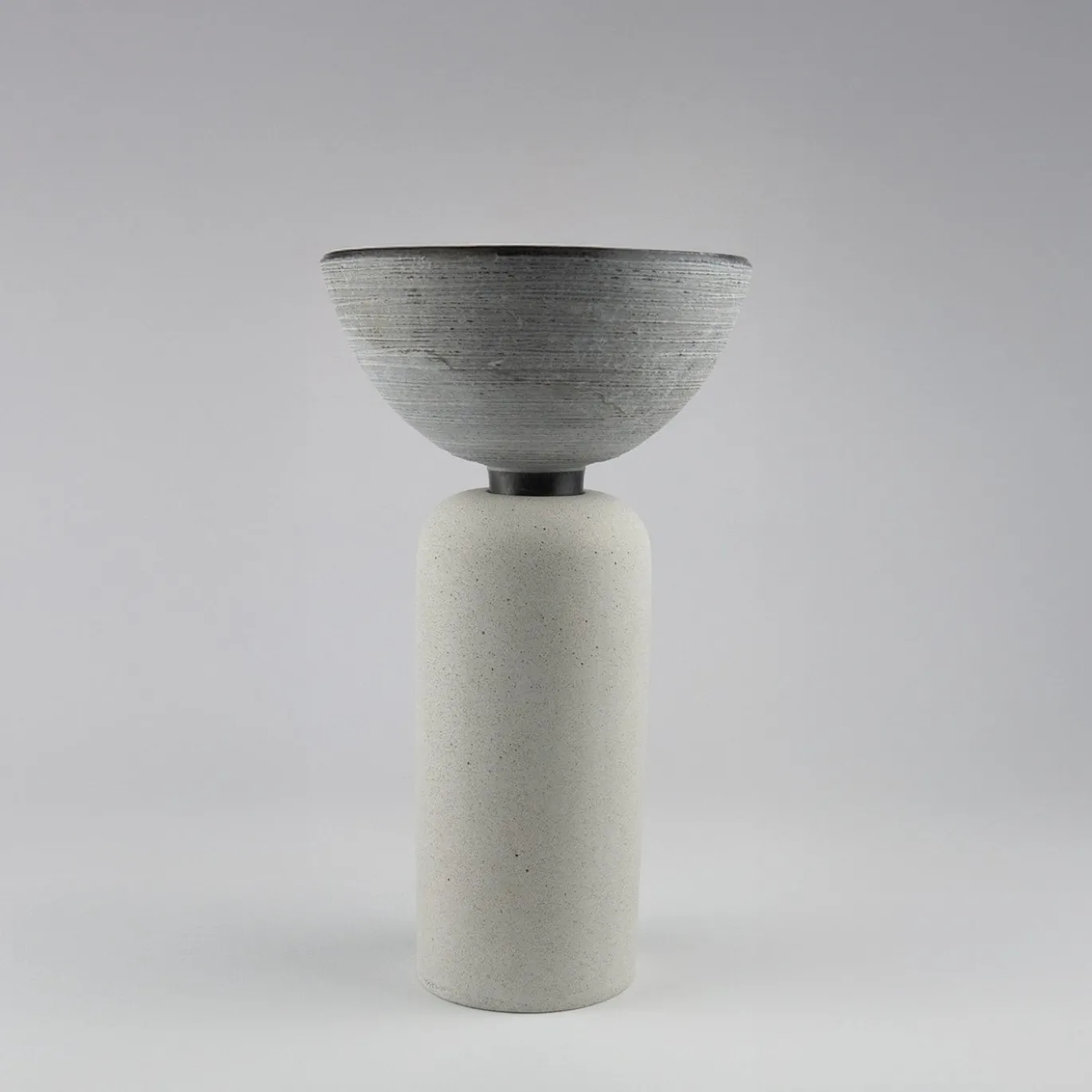 Vaso Incontri Fondativi 4A in Marmo e Cemento