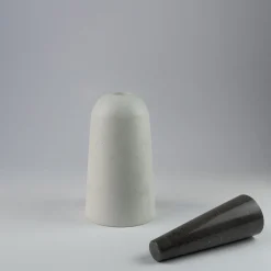 Vaso Incontri Fondativi 5 in Marmo e Cemento