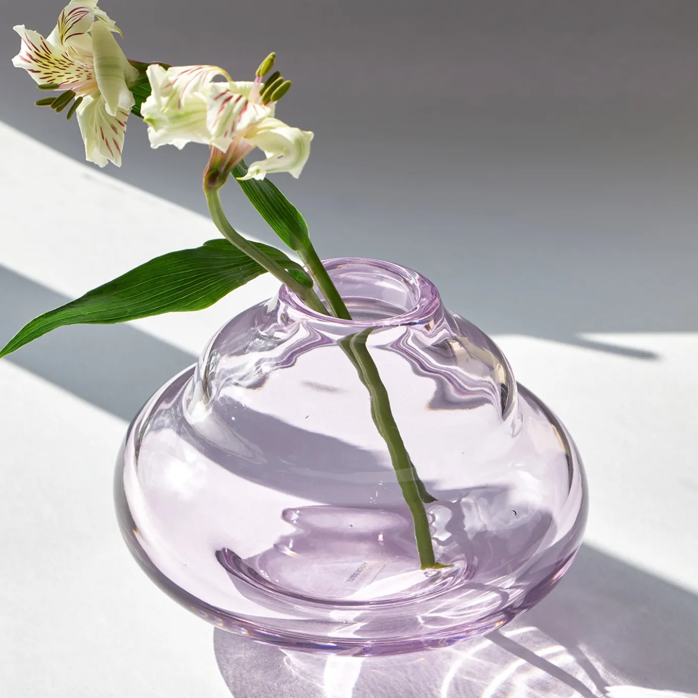 Vaso in cristallo soffiato a mano rosa Bosa
