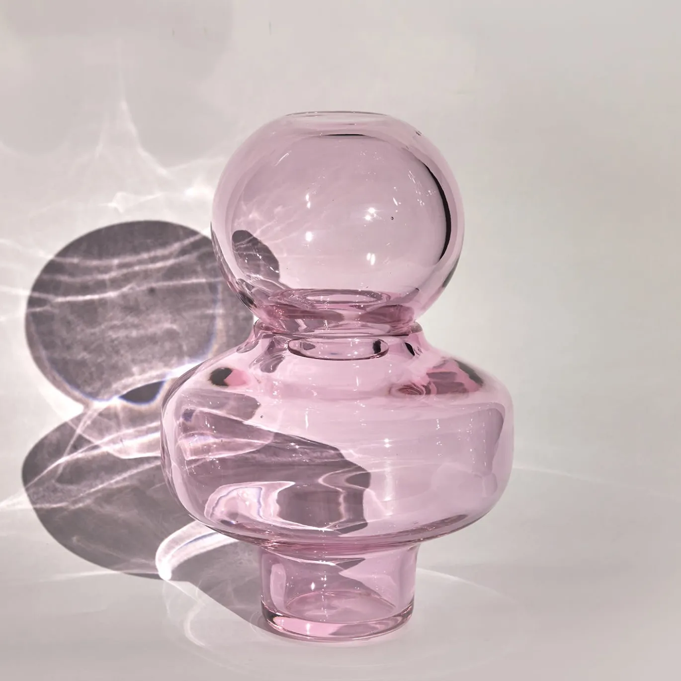 Vaso in cristallo soffiato a mano rosa Scalea con tappo rimovibile