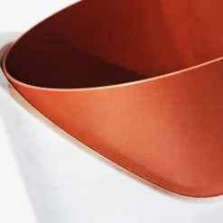 Vaso in marmo di Carrara di Patricia Urquiola