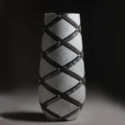 Vaso in Marmo Wish Diagonal