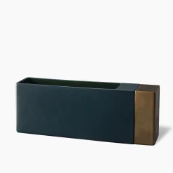 Vaso in ottone e turchese di Dimorestudio