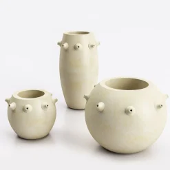 Vaso in pietra calcarea leccese Sputnik C Tall di Luca Scacchetti