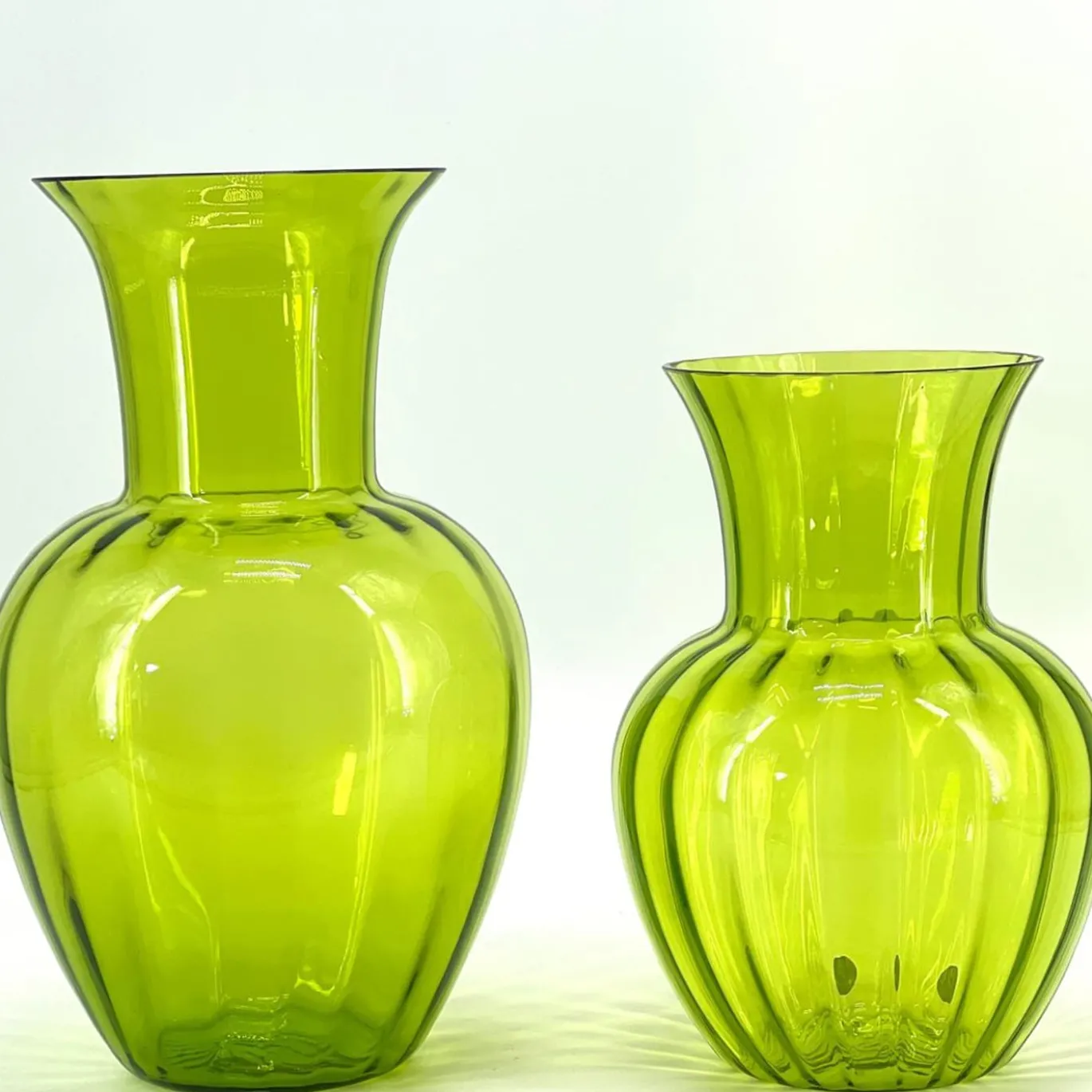 Vaso in vetro di Murano Rigadin verde acido #2