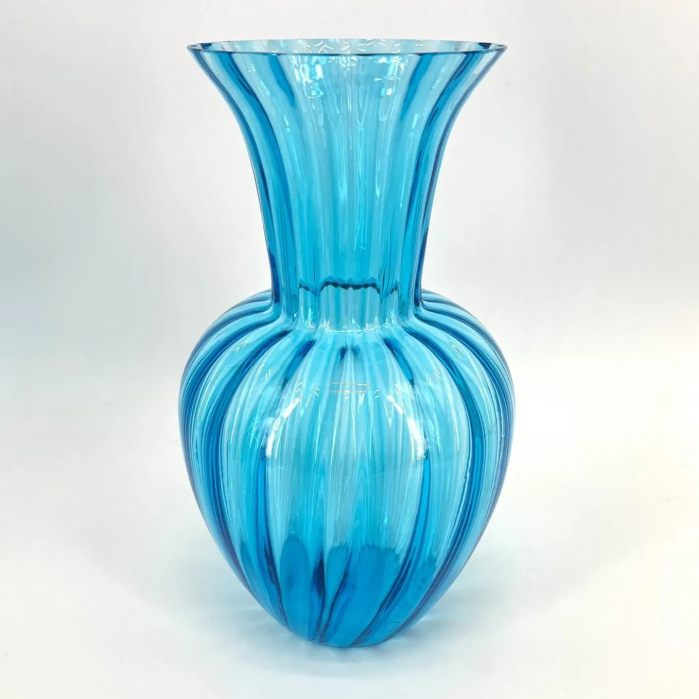 Vaso in vetro di Murano turchese Rigadin #1