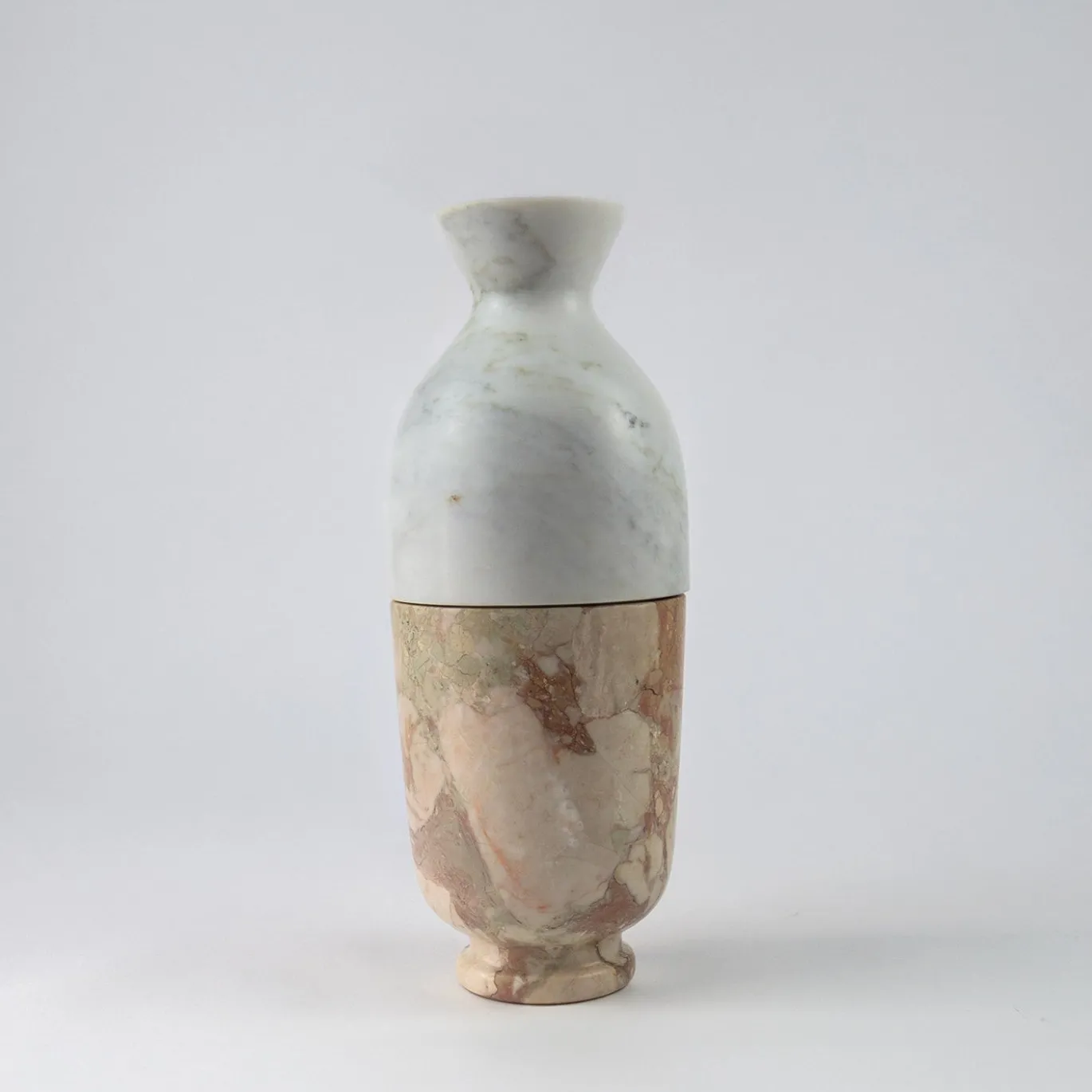 Vaso Itineranti 1 in Marmo