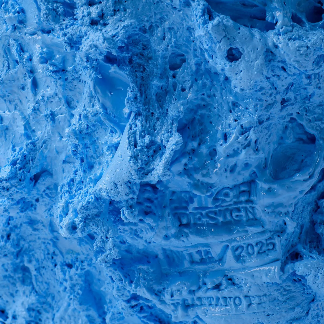 Vaso Lava grande in resina azzurra e verde mela di Gaetano Pesce