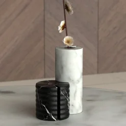 Vaso Loto a stelo singolo di Carrara
