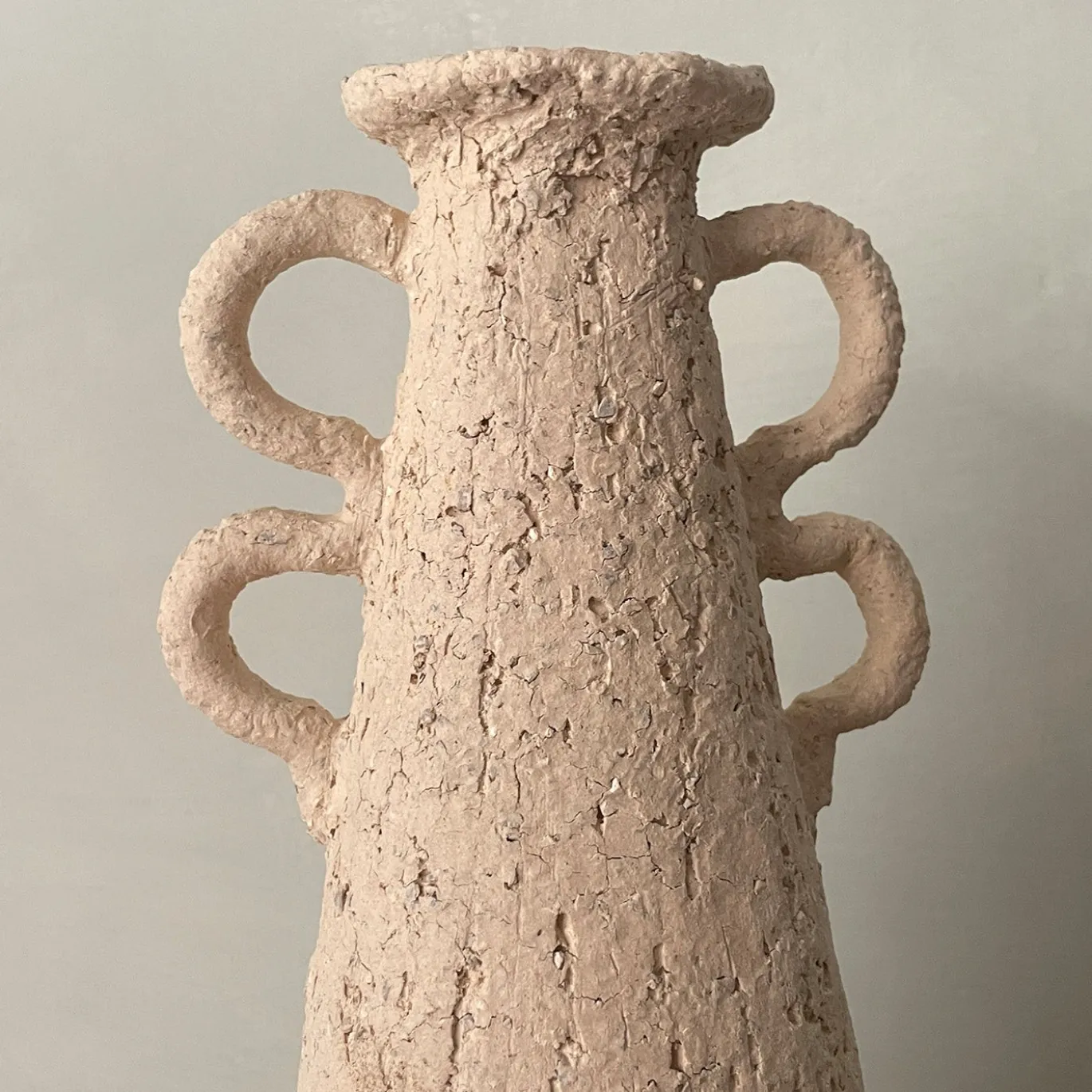 Vaso n. 133 Alto di Ceramica Bianca a Texture Ruvida