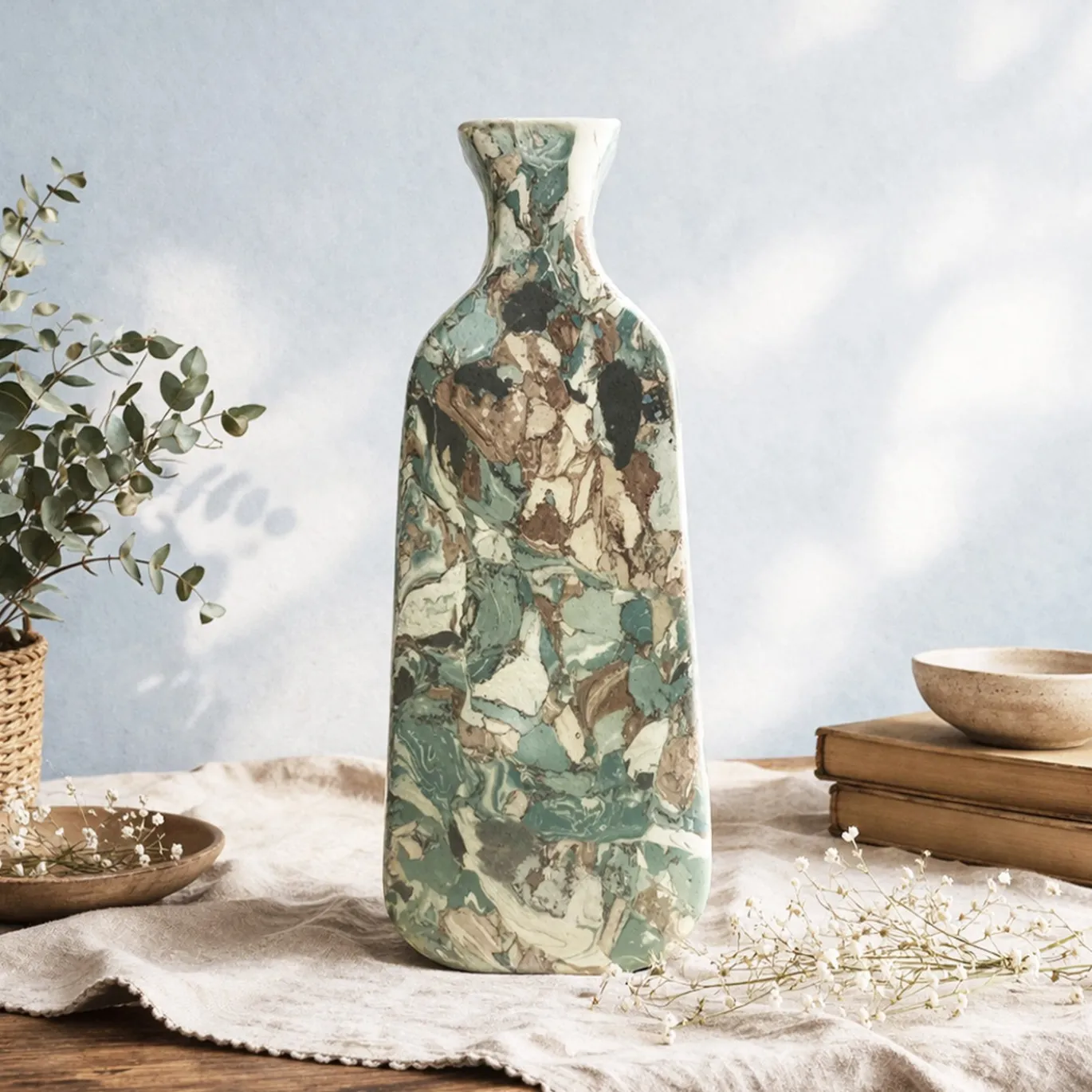 Vaso n. 87 in Ceramica effetto marmo breccia verde medio
