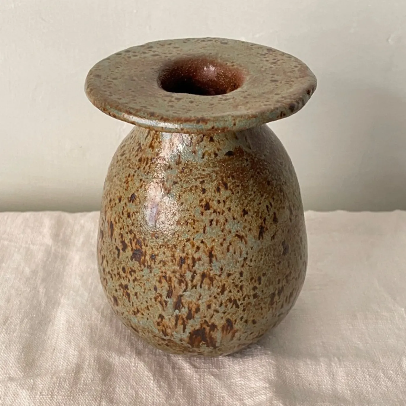 Vaso n. 157 in Ceramica Verde con effetto ruggine