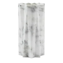 Vaso per fiori Fold in marmo Arabescato bianco