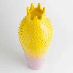 Vaso Princex di Adam Nathaniel Furman