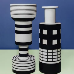 Vaso Reel in Ceramica Bianca e Nera di Ettore Sottsass