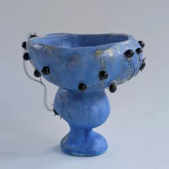Vaso scultoreo in gres blu Oh Joan