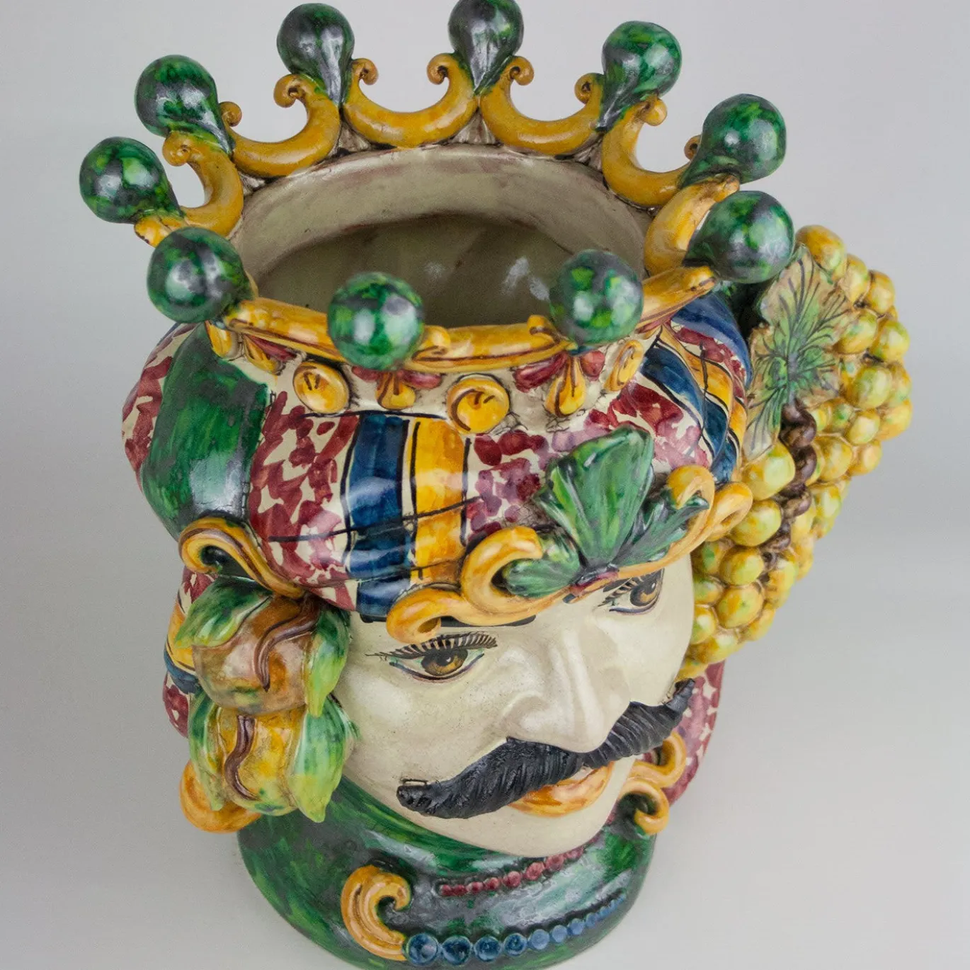 Vaso Scultura Moro Classico in Ceramica