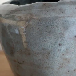 Vaso Tremiti in Argilla Nera con Smalto Grigio