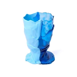 Vaso Twins C Grande in resina azzurra di Gaetano Pesce