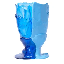 Vaso Twins C Grande in resina azzurra di Gaetano Pesce