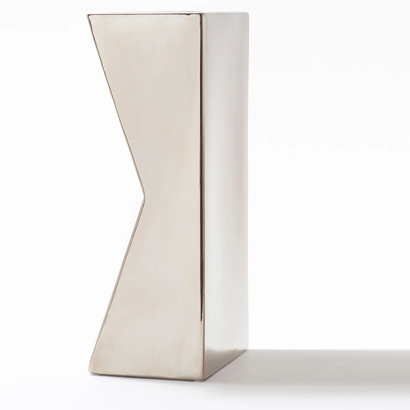 Vaso Verso B In Platino Di Antonio Saporito