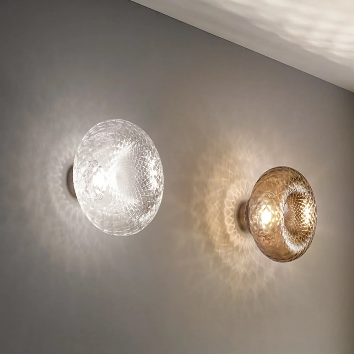 Versi chiaro a forma di scintilla