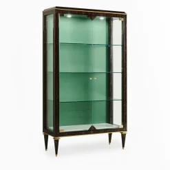Vetrina in legno di palma con finiture in ottone e pannello interno verde