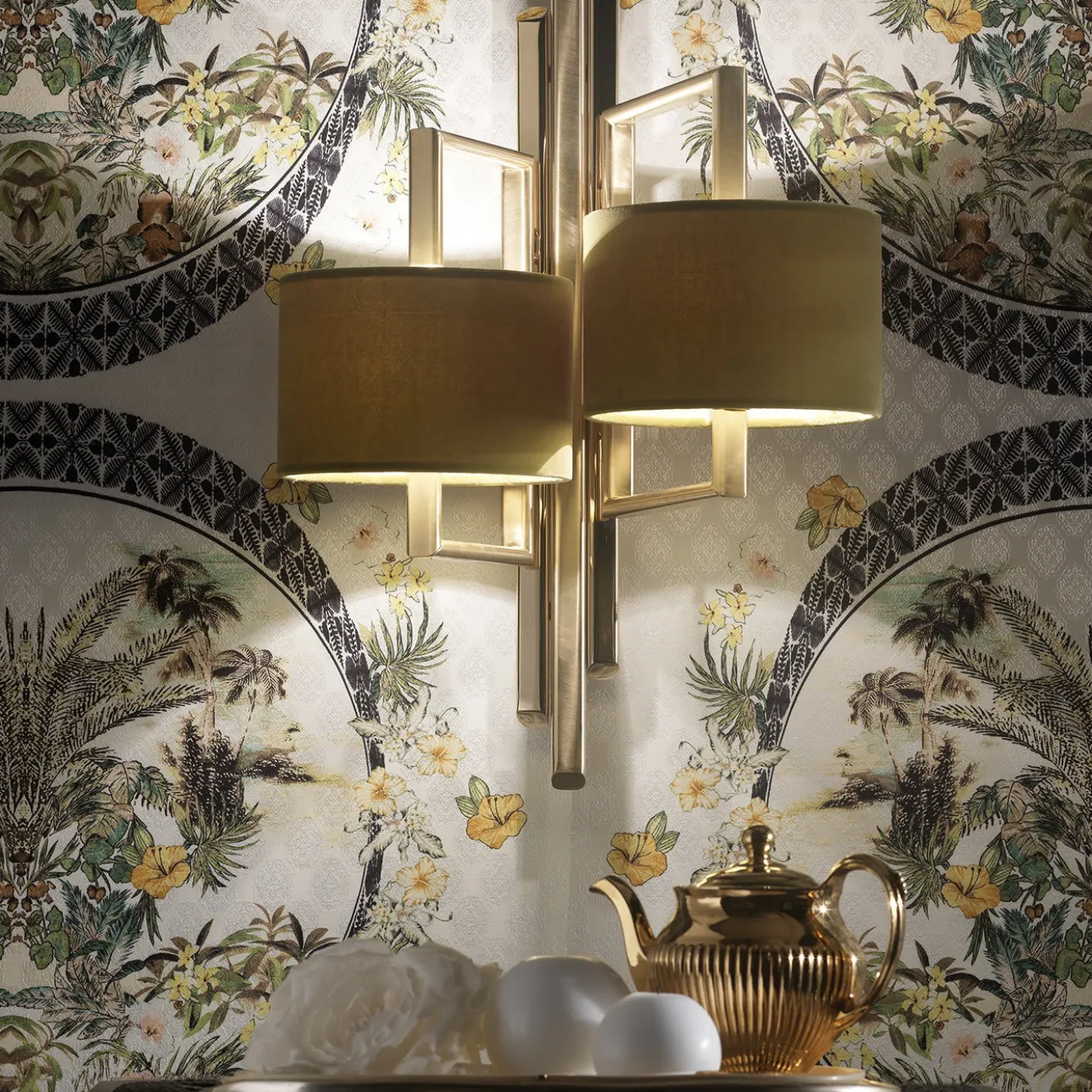 Z581 Applique